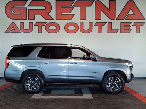 Used 2021 Chevrolet Tahoe Z71 w/ Z71 Signature Package AWD/4WD image 1