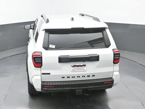 New 2026 Toyota 4Runner SR5 RWD image 28