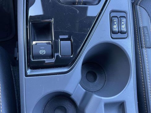 Used 2024 Subaru Crosstrek 2.5i Wilderness image 43