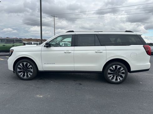 New 2025 Ford Expedition Max Platinum w/ Driver's Package image 32