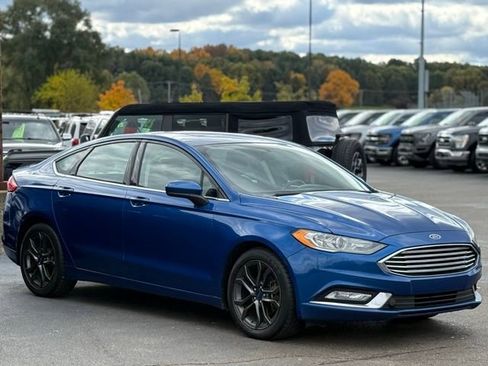 Used 2018 Ford Fusion SE w/ Equipment Group 201A image 32