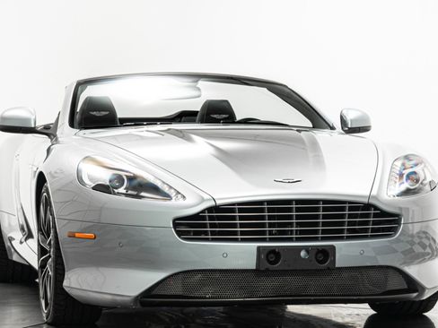 Used 2014 Aston Martin DB9 Volante image 3