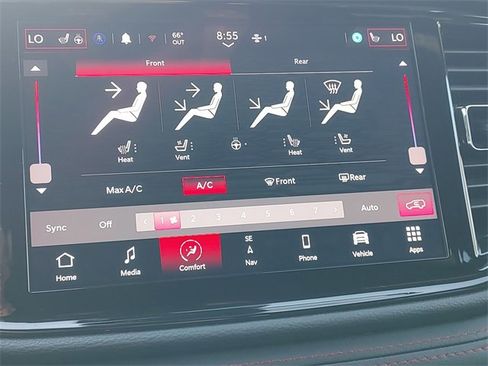 Used 2024 Dodge Durango GT image 18