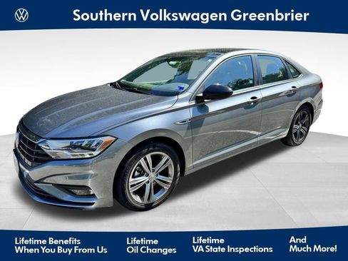 Used 2021 Volkswagen Jetta R-Line FWD image 1