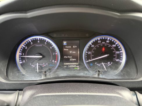 Used 2019 Toyota Highlander XLE AWD/4WD image 29