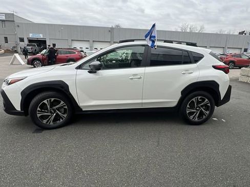 Used 2025 Subaru Crosstrek 2.0i Premium AWD/4WD image 4