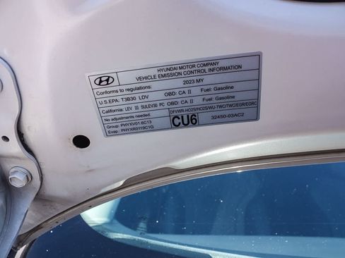Certified 2023 Hyundai Elantra Limited FWD image 36