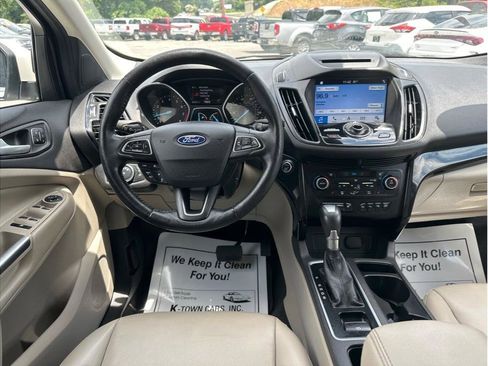 Used 2018 Ford Escape Titanium w/ Ford Safe & Smart Package image 10