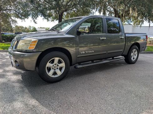 Used 2005 Nissan Titan SE w/ (W01) Utility Bed Pkg RWD image 3