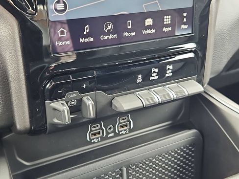 New 2026 RAM 1500 Big Horn AWD/4WD image 25