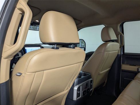 Used 2022 Ford F250 Lariat w/ Lariat Ultimate Package image 27