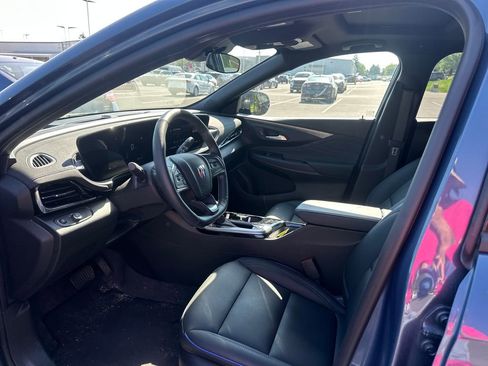 Used 2026 Buick Envista Sport Touring w/ Convenience I Package FWD image 9