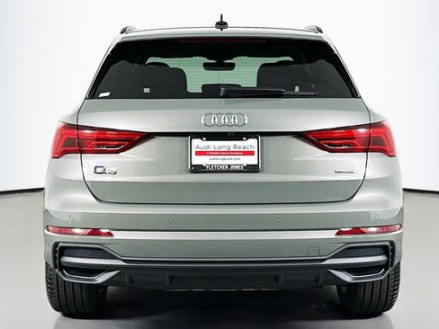 New 2025 Audi Q3 2.0T Premium image 3