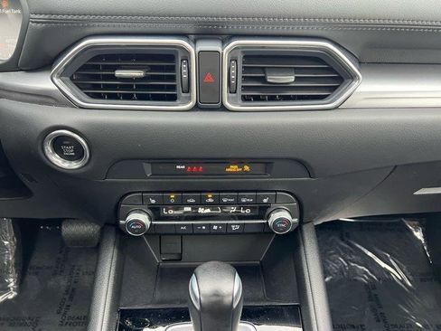 Used 2024 MAZDA CX-5 AWD 2.5 S w/ Preferred Package image 17