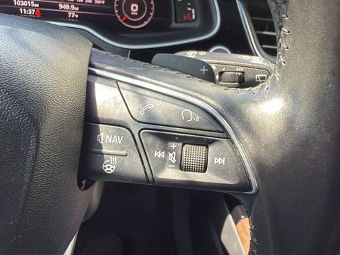 Used 2017 Audi Q7 3.0T Premium Plus w/ Premium Plus Package image 11