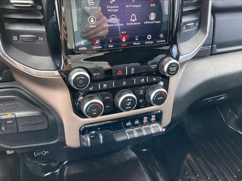 Used 2021 RAM 2500 Laramie image 32