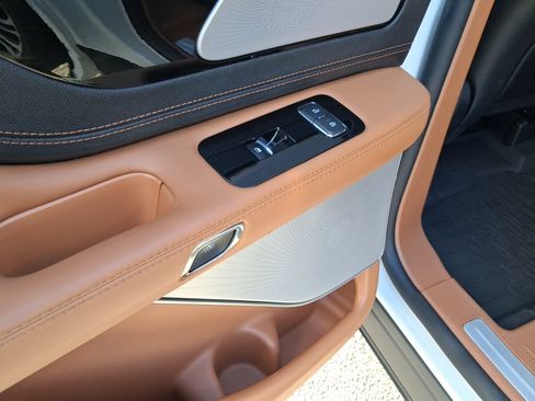 Certified 2023 Lincoln Aviator Black Label w/ Class IV Trailer Tow Package AWD/4WD image 10