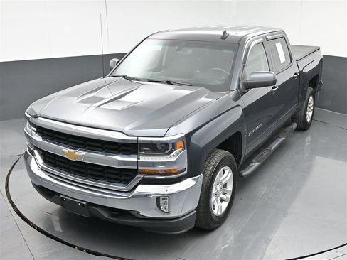Used 2017 Chevrolet Silverado 1500 LT w/ All Star Edition image 21
