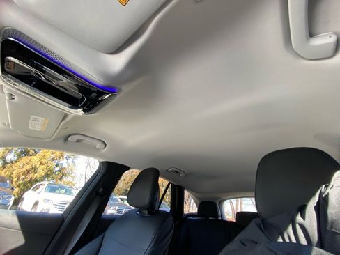 Certified 2025 Mercedes-Benz GLC 350e 4MATIC image 21