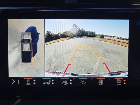 Used 2024 GMC Sierra 3500 AT4 w/ AT4 Premium Plus Package image 10