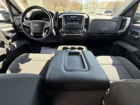 Used 2019 Chevrolet Silverado 2500 LT w/ Midnight Edition image 38