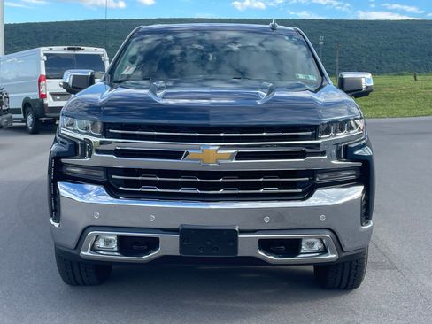 Used 2020 Chevrolet Silverado 1500 LTZ w/ LTZ Premium Package AWD/4WD image 9