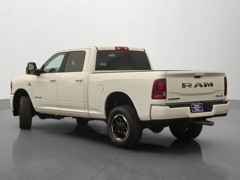 Used 2026 RAM 2500 Laramie AWD/4WD image 4