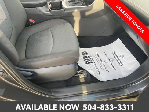 Certified 2025 Toyota RAV4 XLE FWD image 18