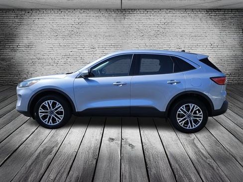 Used 2022 Ford Escape SEL image 2