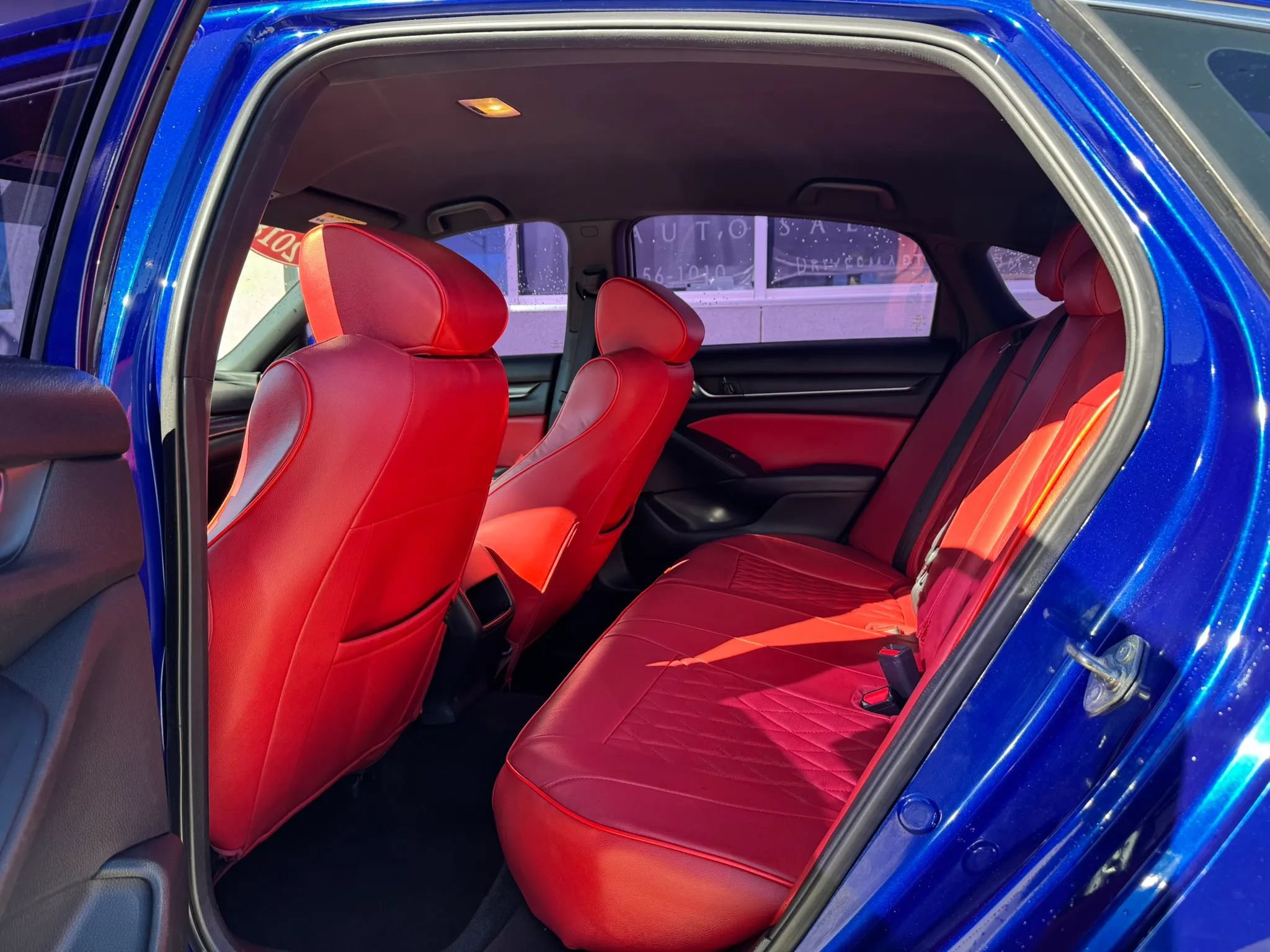 Used 2018 Honda Accord Sport image 12