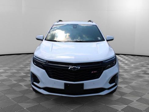 Used 2024 Chevrolet Equinox RS image 2