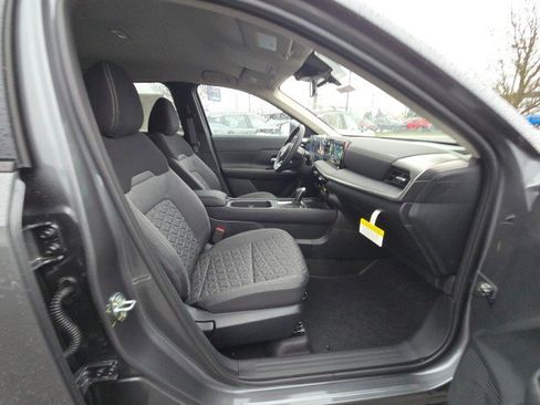 New 2026 Nissan Kicks SV w/ Cold Weather Package image 11