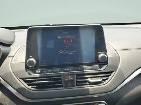 Used 2020 Nissan Altima 2.5 SV FWD image 14