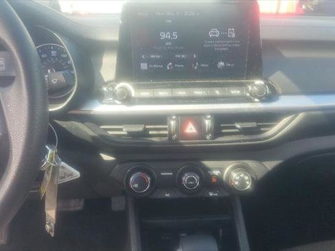 Used 2024 Kia Forte LX FWD image 17