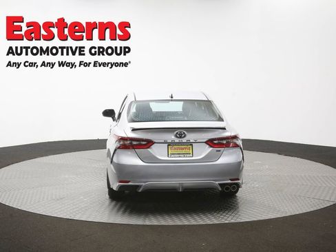 Used 2022 Toyota Camry SE FWD image 32