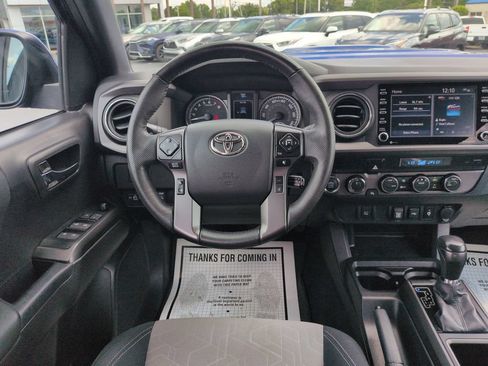 Used 2023 Toyota Tacoma TRD Sport AWD/4WD image 13