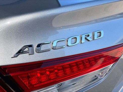 Used 2019 Honda Accord LX image 30