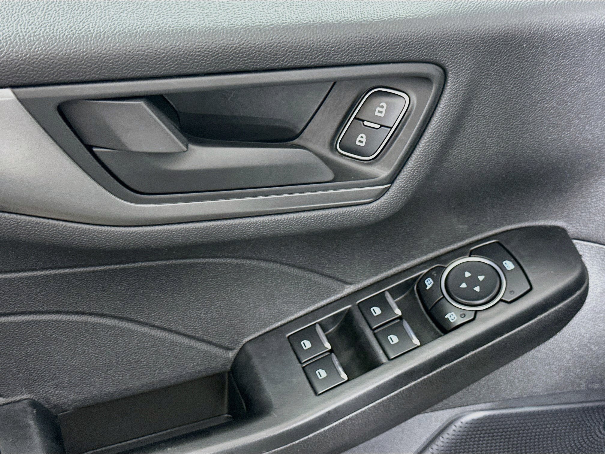 Used 2025 Ford Escape Active FWD image 15