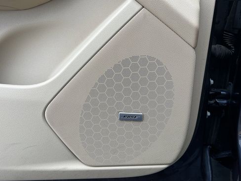 Used 2019 Cadillac XT5 AWD image 13