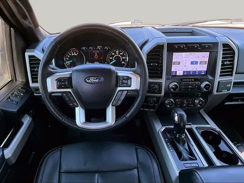 Used 2020 Ford F150 Lariat w/ Equipment Group 502A Luxury AWD/4WD image 6