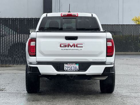Used 2024 GMC Canyon Denali AWD/4WD image 6