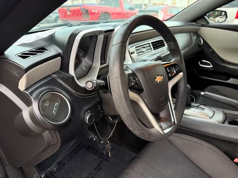 Used 2015 Chevrolet Camaro LS RWD image 17