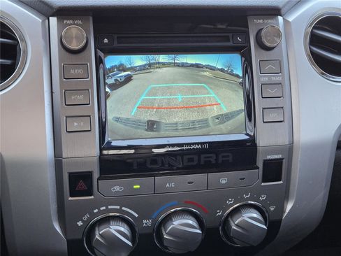 Used 2017 Toyota Tundra SR5 image 25