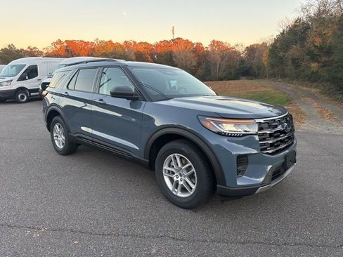 New 2026 Ford Explorer Active image 29