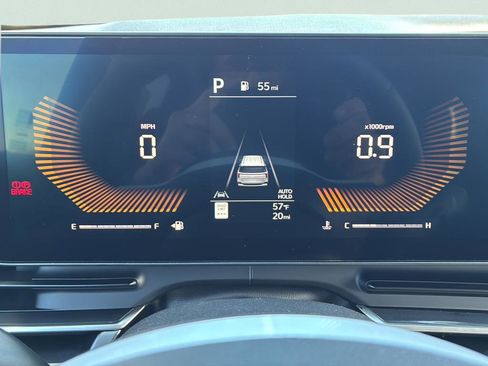 New 2026 Kia Carnival LXS image 22