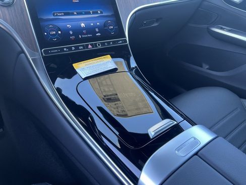 New 2025 Mercedes-Benz GLC 350e 4MATIC image 27