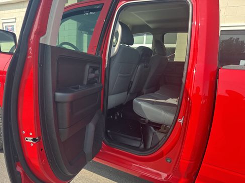 Used 2019 RAM 1500 Tradesman image 19