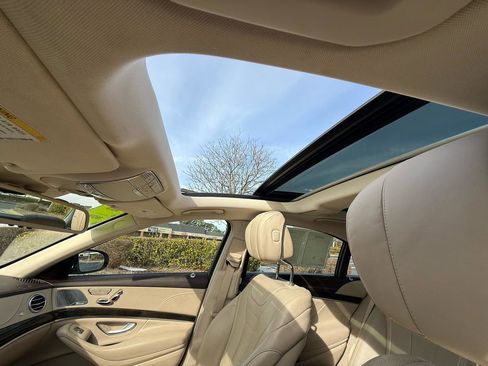 Used 2016 Mercedes-Benz S 550 Sedan w/ Premium Package image 20