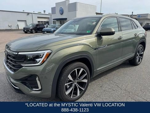Certified 2026 Volkswagen Atlas Cross Sport SEL Premium R-Line AWD/4WD image 1