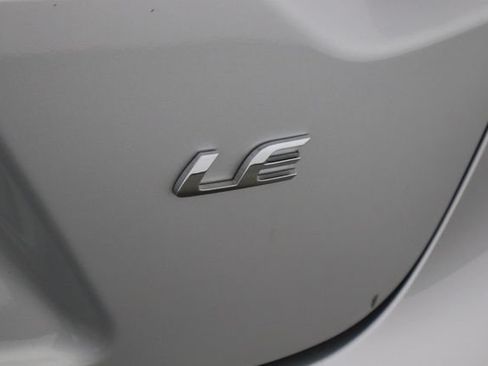 Used 2025 Toyota Corolla LE FWD image 35